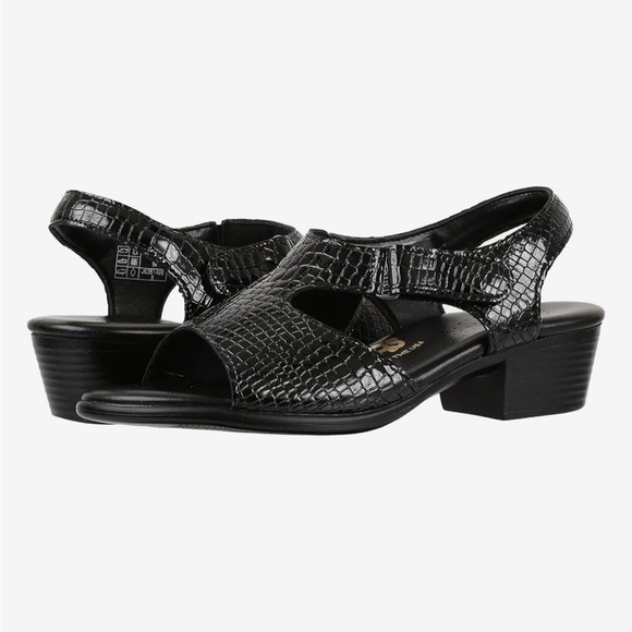 SAS Shoes - SAS women’s Suntimer Comfort Heeled Sandal in black croc size 9